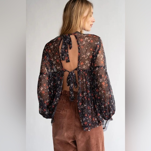Free People Open Back Sweet Heart Top Medium - Picture 1 of 10